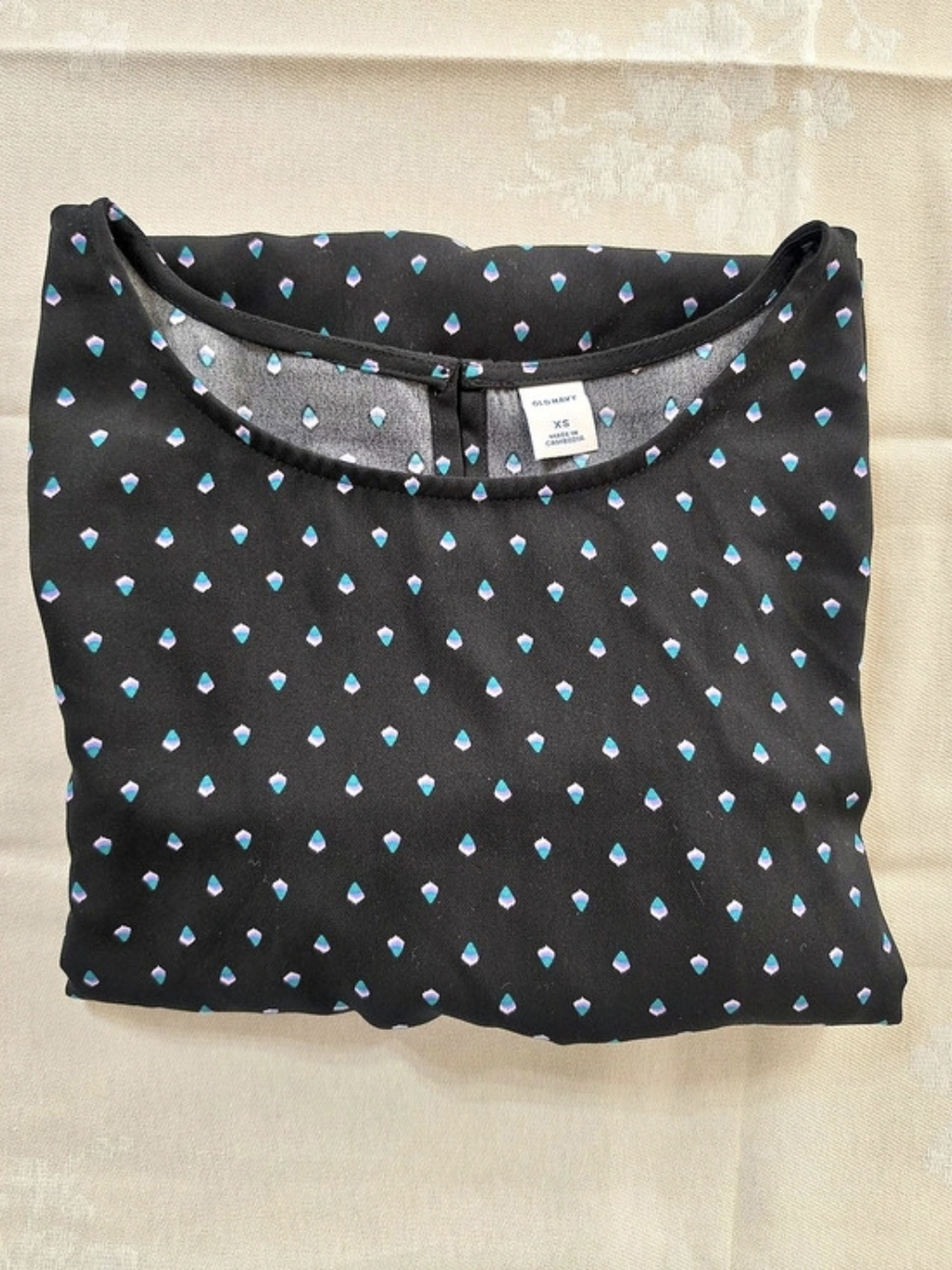 Old Navy Geometric Printed Flare Sleeve Blouse in Black Size XS NWT